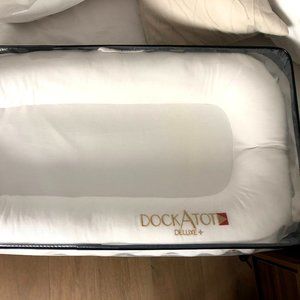 Like new - DockATot Deluxe+ Baby Bed